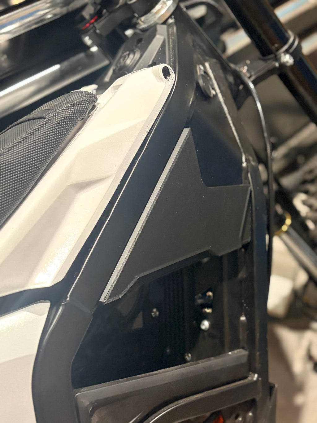 Yozma IN10 side panels